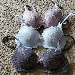 4 VS Body by Victoria Bras 32C
